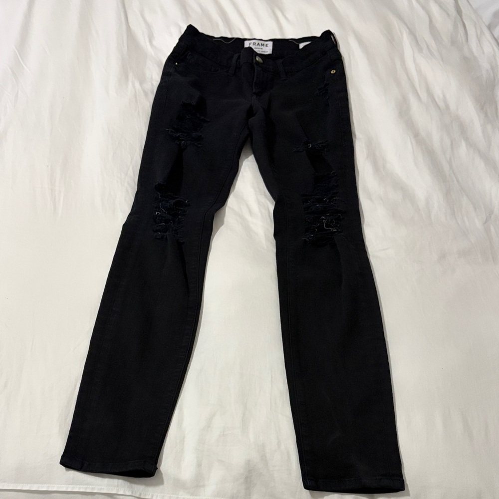 Frame Denim Black Le Skinny de Jeanne Distressed Jeans